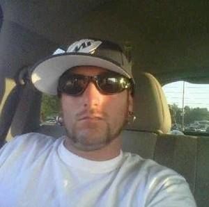 Meet your Posher, Travis